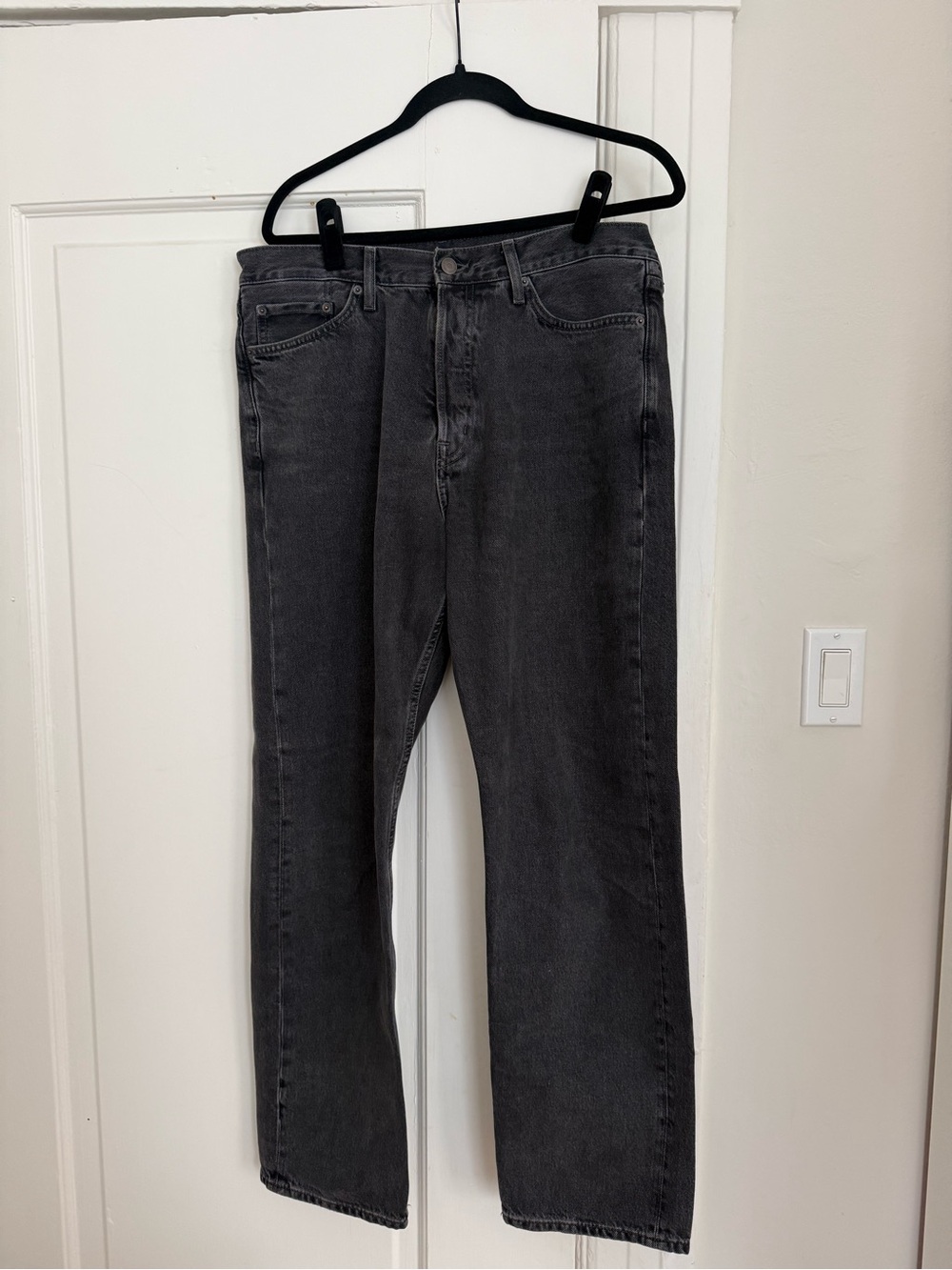 COS ‘Dome’ relaxed fit straight leg jeans